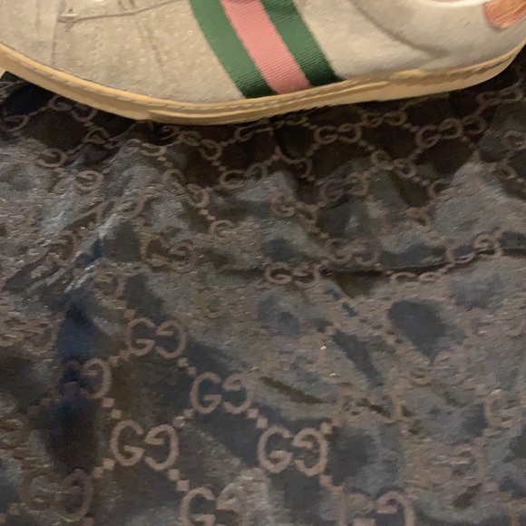 Pre Loved Gucci Sneakers Suede Pink and Green Stripe with dust bag - Picture 7 of 8